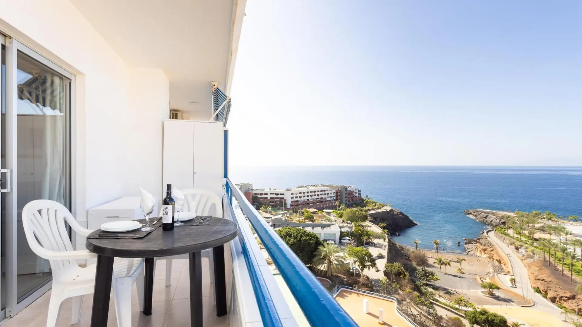 Apartment With Beach At 50 Meters, Swimming Pool And Wonderful Oceansunset View Costa Adeje